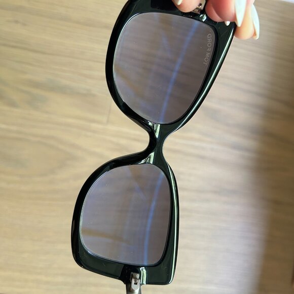 Tom Ford black sunglasses Gianna-02 TF609 main image 13